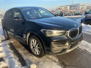 BMW X1 Drive20i *Navi*PDC*DAB* Bild 2