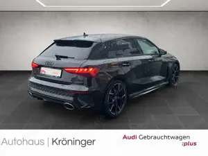 Audi RS3 RS 3 Sportback 2.5 TFSI quattro HUD Pano BO Bild 2