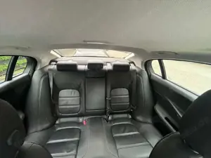 Jaguar XE XE 20d AWD Aut. Portfolio Bild 4