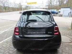 Fiat 500e Icon Akku 23,8 kWh  ** inclusive Wallbox ** Bild 5