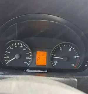 Mercedes-Benz Sprinter 313 CDI (BlueTec) Sprinter 906.635 7G-TRONIC Plus Bild 2