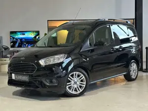 Ford Tourneo Courier Titanium *Navi,Apple,Kamera*