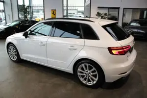 Audi A3 SPORTBACK 150PS ULTRA SPORT/VIRTUAL/HIFI/17" Bild 4