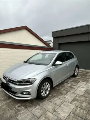 Volkswagen Polo 1.0 TSI DSG Highline , PDC, SHZ, Service/Tüv Neu! Bild 2