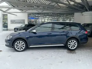 Volkswagen Golf 2.0 TDI 135kW DSG 4MOTION BMT Alltrack Bild 2