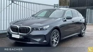 BMW 520 d xDrive Lim HUD,DrAss+,StHz,H/K,ParkAss+