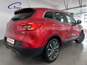 Renault Kadjar 1.6 BoseEdition*1.HD*28TKM*Pano*Leder*LED Bild 3