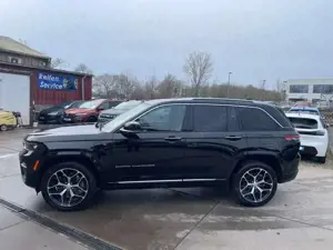 Jeep Grand Cherokee Summit Reserve Plug-In-Hybrid 4xe Bild 5
