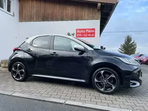 Toyota Yaris Style 1 Hand Kamera LED Leder Garantie