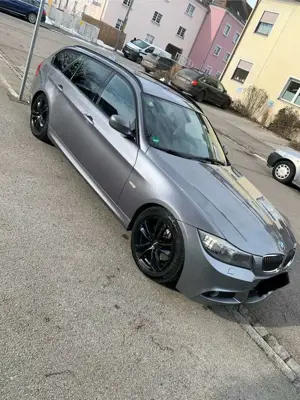 BMW 320 320d DPF Touring Aut. Edition Lifestyle