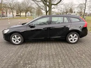 Volvo V60 V60 D3 | 2.Hand | TÜV 07/2027 | 163 PS | Diesel |