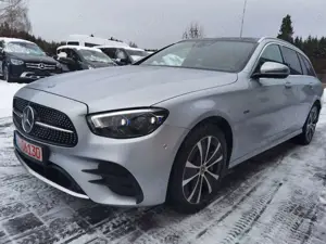 Mercedes-Benz E 300 D/E T-Modell AMG