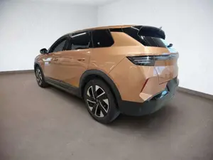 Opel Grandland 1.2 48V Mild-Hybrid 100 kW GS