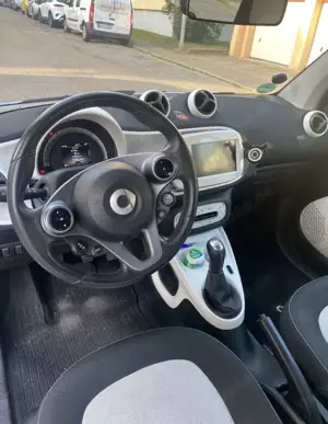 smart forTwo smart fortwo coupe coupe passion Bild 5
