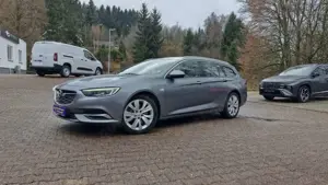 Opel Insignia ST 2.0T Allrad Winterräder+AHZV+Head-Up