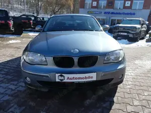 BMW 118 i*Automatik*Klimaauto*PDC*AHK Bild 2