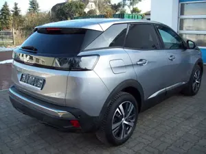 Peugeot 3008 3008 PureTech 130 Allure Pack Stop/Start Bild 3