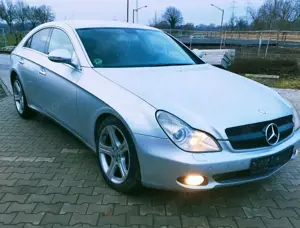 Mercedes-Benz CLS 320 CDI 7G-TRONIC - Fast Vollausstattung -