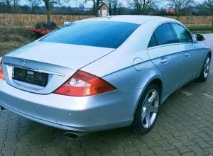 Mercedes-Benz CLS 320 CDI 7G-TRONIC - Fast Vollausstattung - Bild 2