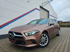 Mercedes-Benz A 200 7G-DCT*MBUX*NAVI*KAMERA*LEDER*LED*PDC