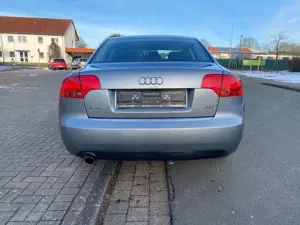 Audi A4 Bild 4
