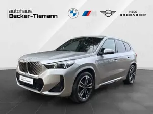 BMW iX 1 xDrive30 M Sport | AHK | 360° | HuD | HarmanK |