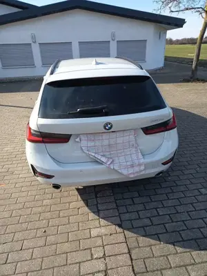 BMW 330 330 e Advantage