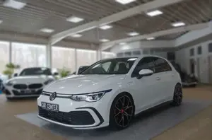 Volkswagen Golf VIII Lim. GTE eHybrid;MATRIX ACC NAV 19"GJR Bild 5