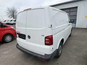 Volkswagen T6 Transporter Kasten TDI DSG Klima*Tempomat*PDC Bild 5