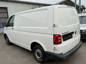 Volkswagen T6 Transporter Kasten TDI DSG Klima*Tempomat*PDC Bild 4