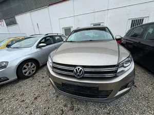 Volkswagen Tiguan SportStyle 2.0*KAMERA*BI-XENON*NAVI*TOP ZUSTAND Bild 5