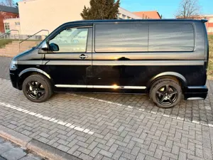 Volkswagen T5 Multivan NAVI 7 SITZER ZAHRIEM SERVICE NEU