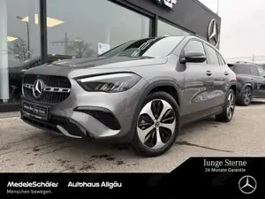 Mercedes-Benz GLA 200 GLA 200 Progressive Night Distro AHK Led Keyless