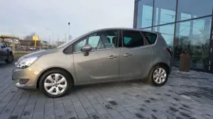 Opel Meriva Bild 2