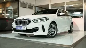 BMW 118 i M Sport PanoDach AdapLED DrivAssis DAB uvm.