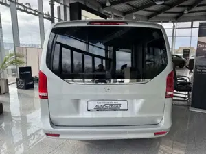 Mercedes-Benz V 300 d AIRMATIC+PANO+AMG+360°+Standheizung Bild 5