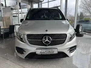 Mercedes-Benz V 300 d AIRMATIC+PANO+AMG+360°+Standheizung Bild 2