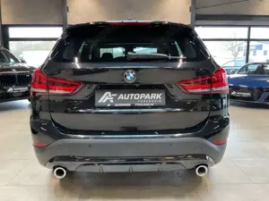 BMW X1 xDr.25i Sport Line Kamera LED Leder Navi+ 19" Bild 5