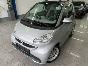 smart forTwo 1.0 MHD*AUTOM*PAN*SOUN*SHZ*CARPL*ANDR*NAV