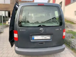 Volkswagen Caddy Caddy 1.6 Life (7-Si.) Bild 2