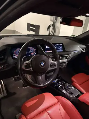 BMW 135 M135i xDrive Bild 4