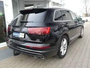 Audi Q7 3.0 TDI quattro S Line Matrix-LED 7-Sitz Bild 5