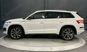 Skoda Kodiaq Sportline *20Zoll*KAMERA*Traveller Plus*CarPlay* Bild 2