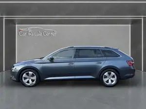 Skoda Superb SuperB STYLE ACC+PANO+DSG+LED+NAVI+DAB+SHZ+AHK Bild 2