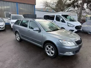 Skoda Octavia Combi Ambition 4X4*AHK*XENON
