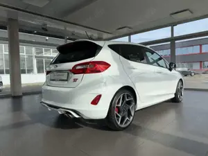 Ford Fiesta ST 1.5 RECARO NAVI LED SHZG KLIMA PDC TOUCH BT Bild 5