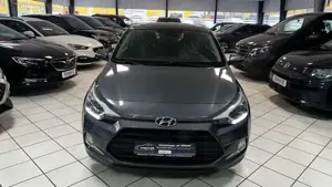 Hyundai i20 1.2 blue Style TÜVAU neuGarantie