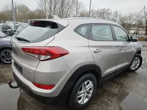 Hyundai TUCSON blue 1.6 GDi 2WD Classic Bild 5