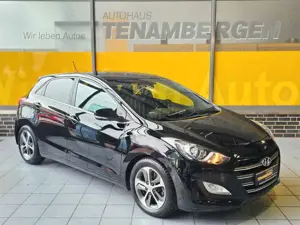 Hyundai i30 blue Passion SHZ Lenkradhzg AHK