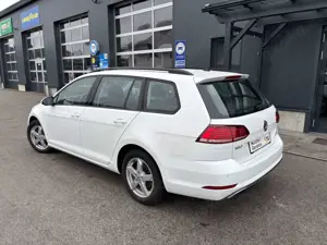 Volkswagen Golf VII Variant 2.0 TDI/AHK+Navi+PDC+SoWiRäder Bild 5